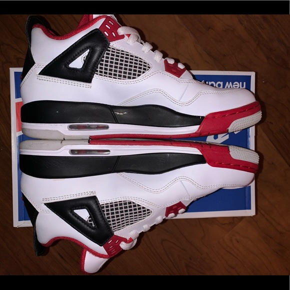 Air Jordan Retro 4 “Fire Red” - Picture 8 of 8
